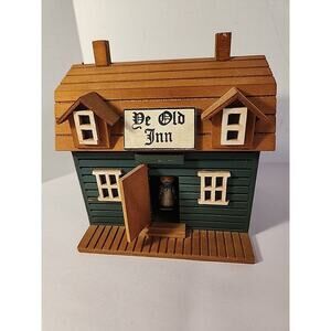 Music Box DE OLD INN PLAYS Those Were The Days Music Works Door Doesn't Open